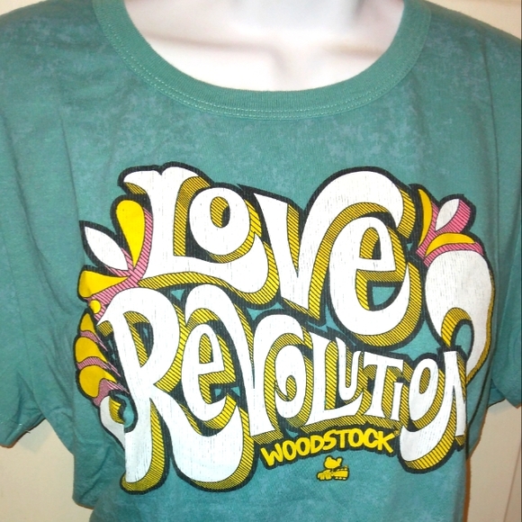 NWT*Junior's Plus Woodstock~Love Revolution Mineral Wash Tee~XXL - Picture 7 of 11
